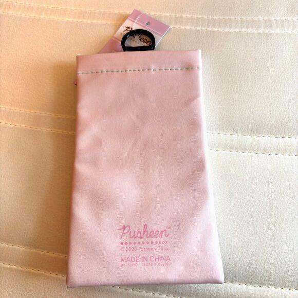 Pusheen Box Exclusive Pink Thermal Phone Case 7"x 4" - Picture 3 of 5